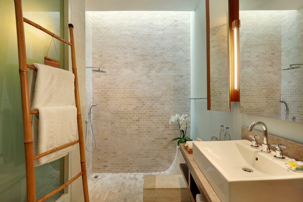 the-elysian-seminyak-01bedroom-bathroom-02 [1024x768]